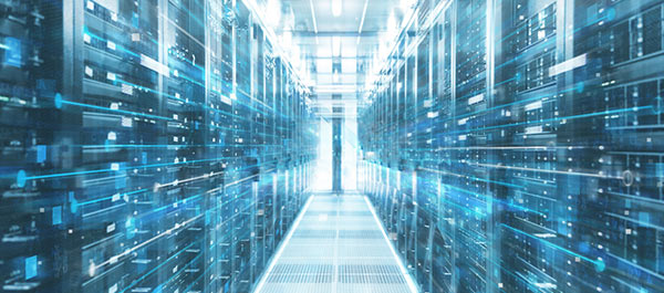 Compatible con la implementación de configuración de hardware tanto de CPU como de GPU bajo el mismo rendimiento de identificación, lo que permite ahorrar costos en inversión de hardware.